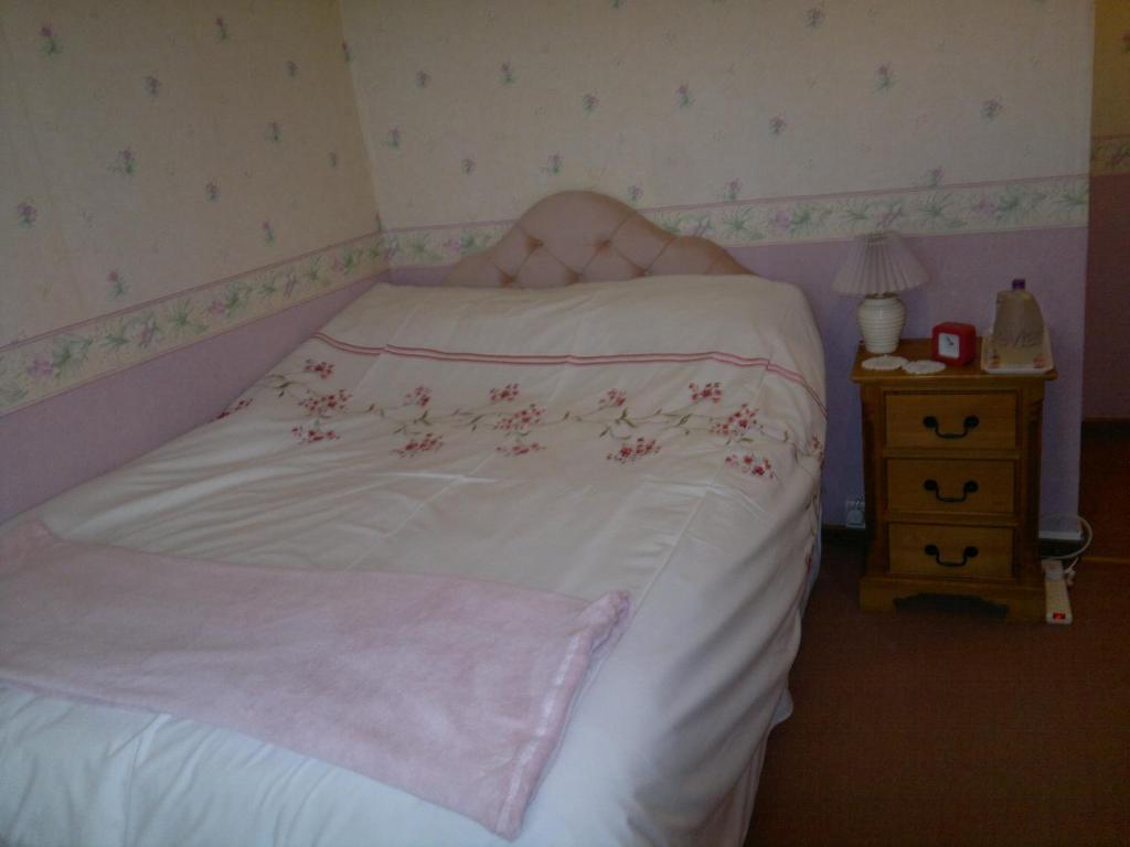 La Maison Jaune Bed & Breakfast Bouresse Oda fotoğraf